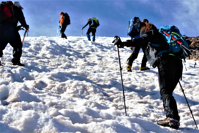 Trekking Mgoun